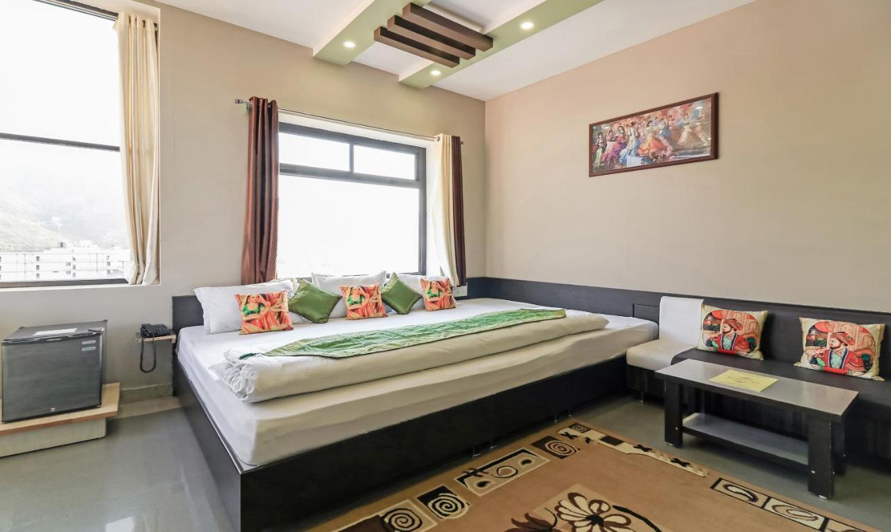 Treebo Raj Garden, Near Hotel 3*